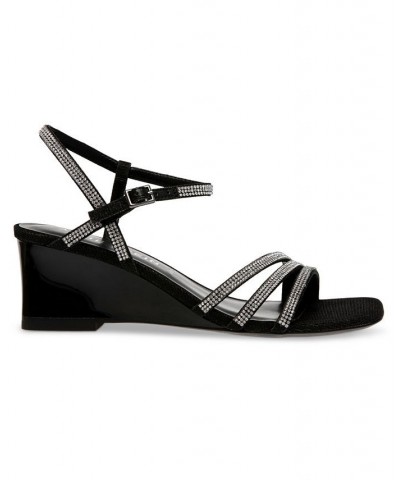 Women's Genova Buckle Wedge Sandals PD01 $45.60 Shoes