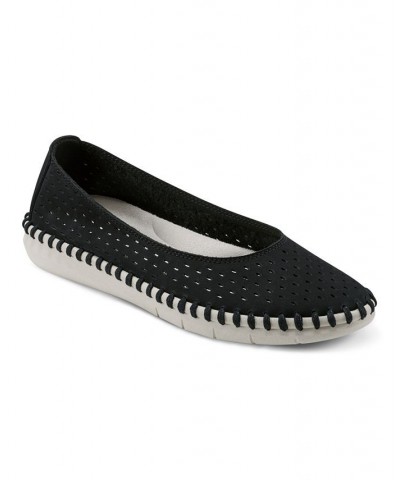 Women's Darla Round Toe Casual Slip-On Flats Black $54.45 Shoes