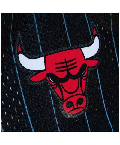 Men's Black and Light Blue Chicago Bulls 1995/96 Hardwood Classics Fadeaway Reload 3.0 Swingman Shorts $36.00 Shorts