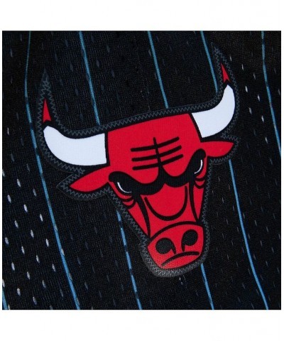 Men's Black and Light Blue Chicago Bulls 1995/96 Hardwood Classics Fadeaway Reload 3.0 Swingman Shorts $36.00 Shorts