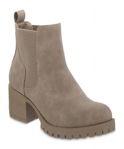 Women's Jonna Boot Sahara $48.00 Shoes