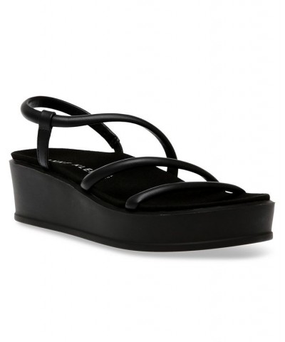 Women's Vie Flatform Sandal Black $33.18 Shoes