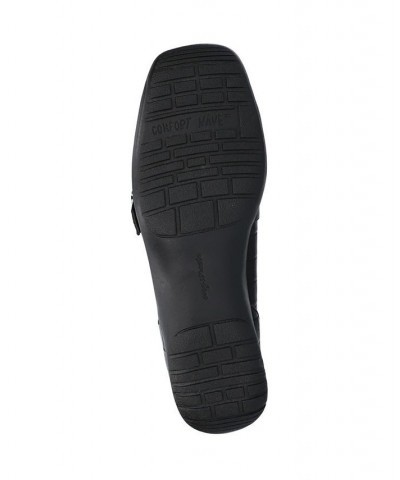 Cinnamon Comfort Slip Ons Black Croco $28.00 Shoes