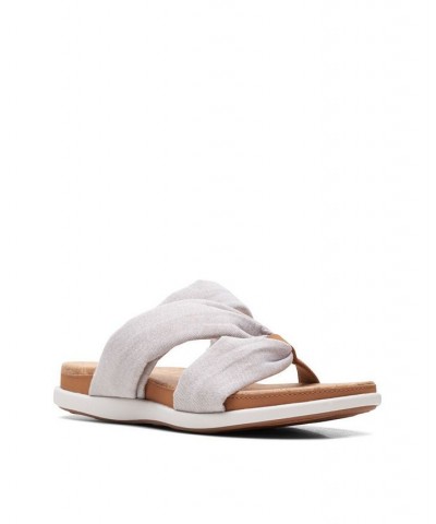 Women's Cloudsteppers Eliza Skip Sandal Tan/Beige $42.50 Shoes