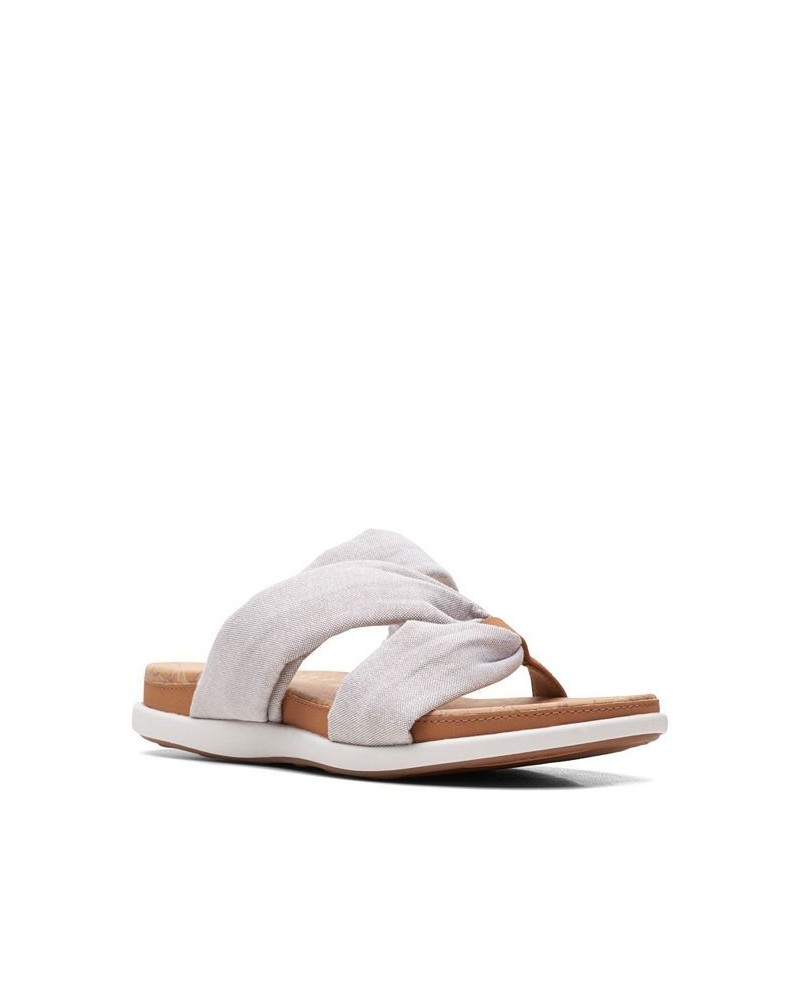 Women's Cloudsteppers Eliza Skip Sandal Tan/Beige $42.50 Shoes